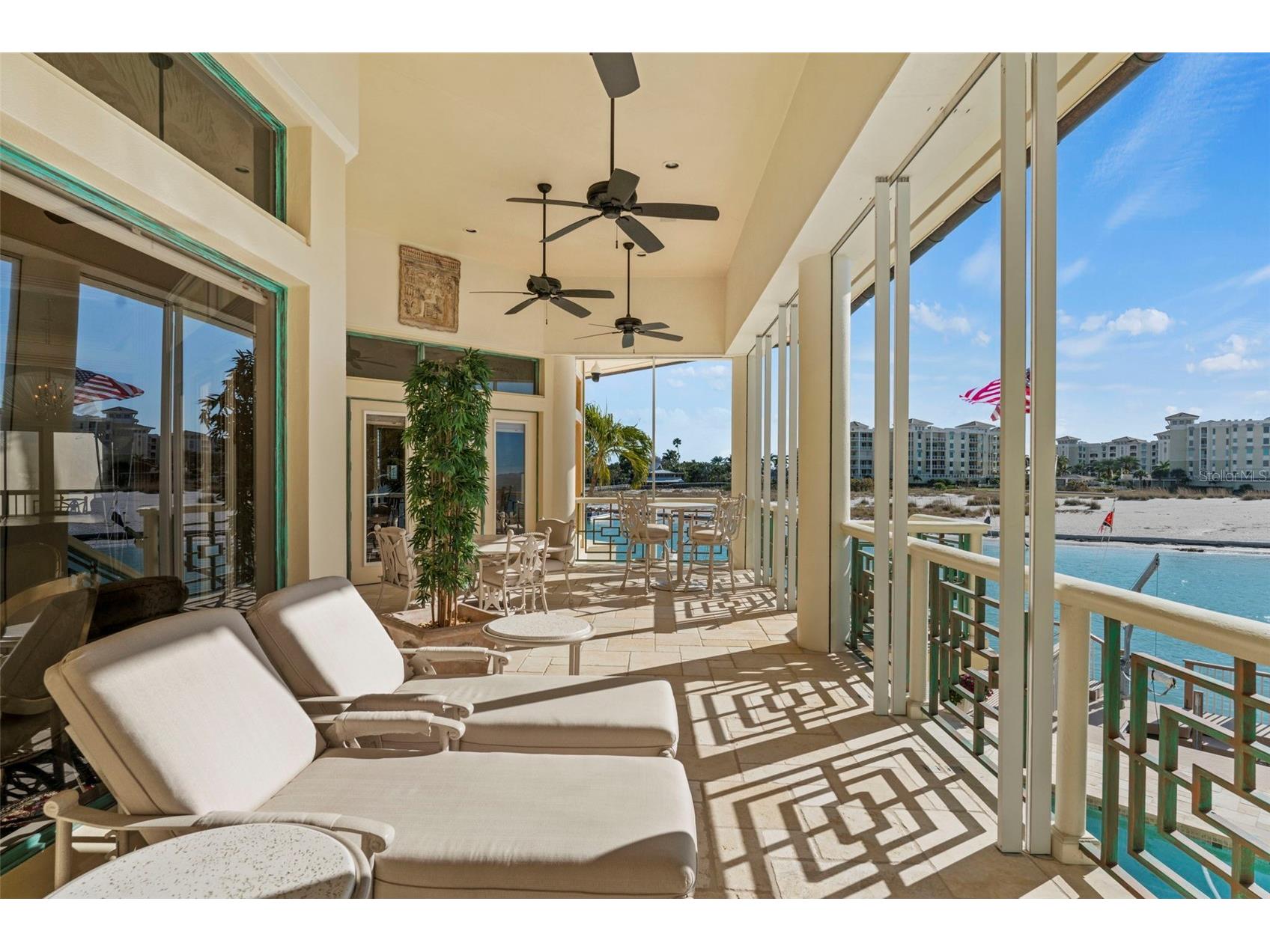964 Monte Cristo Boulevard Saint Petersburg FL 33715 - DENTS CHANEL TB8476319 image32