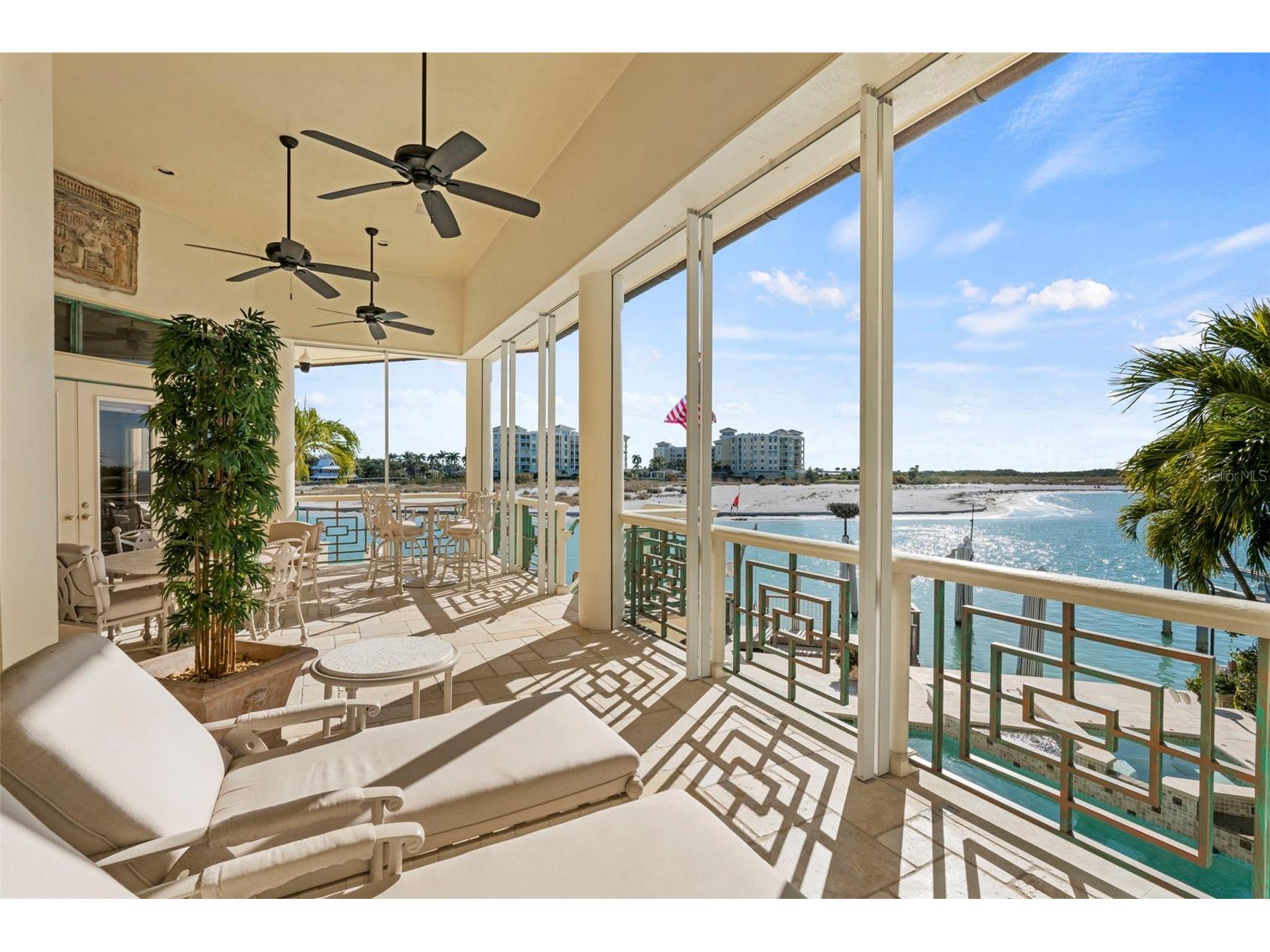964 Monte Cristo Boulevard Saint Petersburg FL 33715 - DENTS CHANEL TB8476319 image33