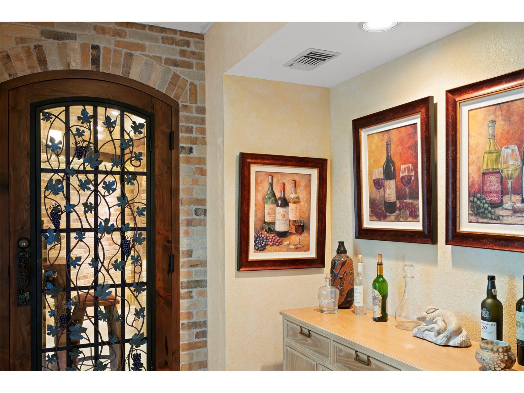 964 Monte Cristo Boulevard Saint Petersburg FL 33715 - DENTS CHANEL TB8476319 image58