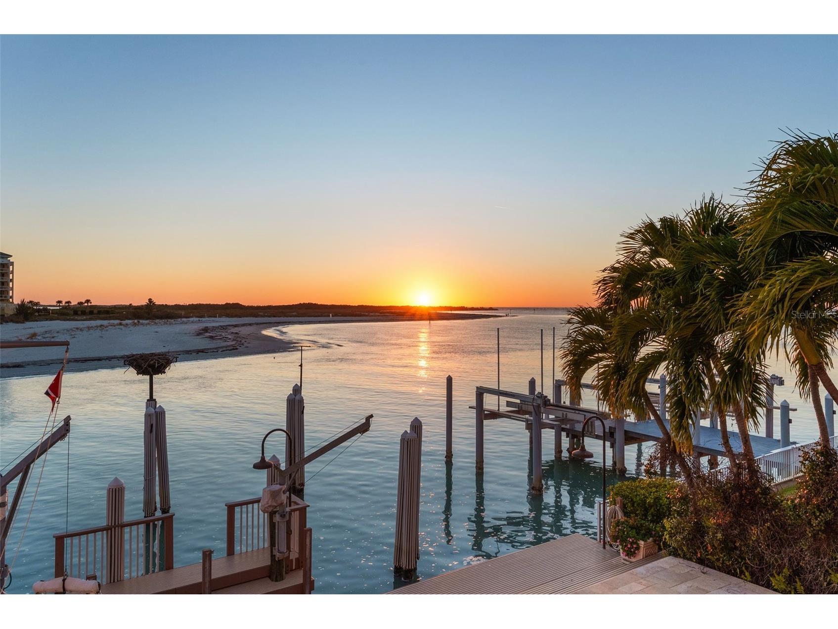 964 Monte Cristo Boulevard Saint Petersburg FL 33715 - DENTS CHANEL TB8476319 image64