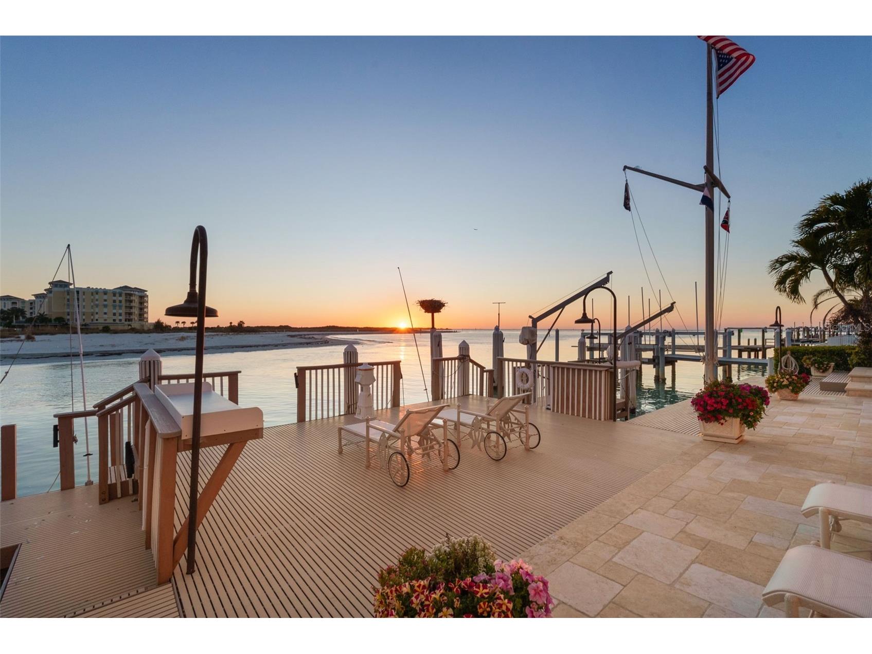 964 Monte Cristo Boulevard Saint Petersburg FL 33715 - DENTS CHANEL TB8476319 image65