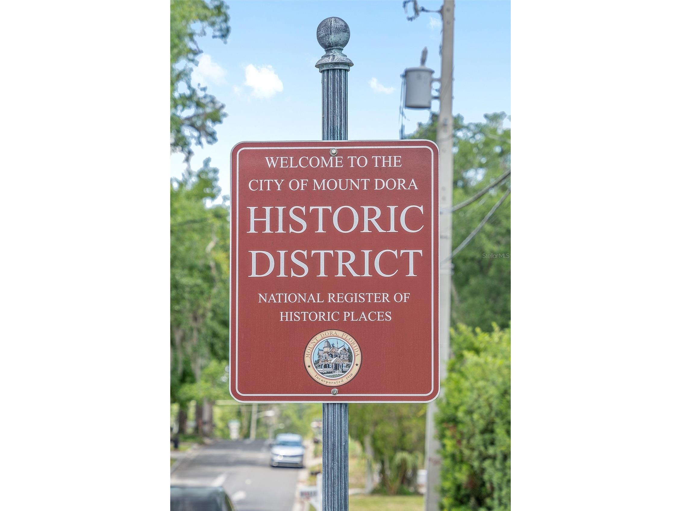 964 N Grandview Street Mount Dora FL 32757 G5112485 image2