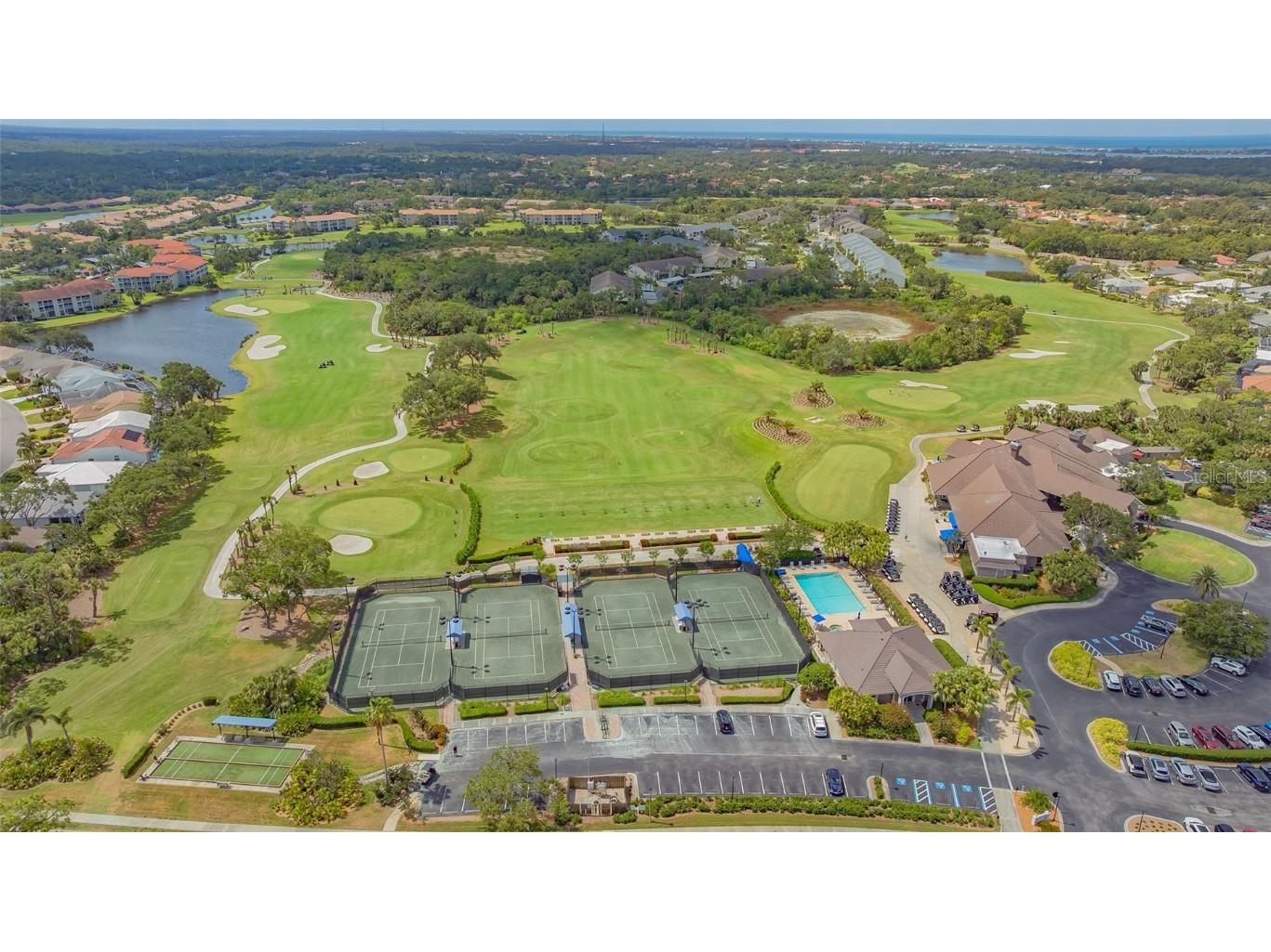 9641 Castle Point Drive #1214 Sarasota FL 34238 A4672100 image49