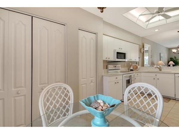 9641 Castle Point Drive #1215 Sarasota FL 34238 A4664283 image11