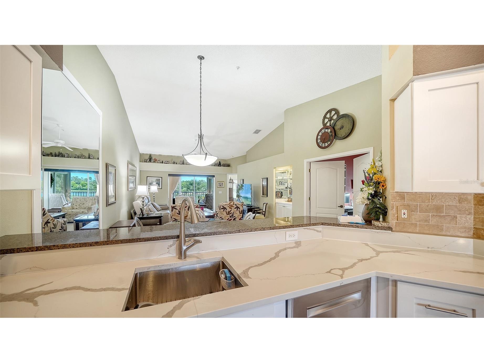 9641 Castle Point Drive #1226 Sarasota FL 34238 A4696517 image16