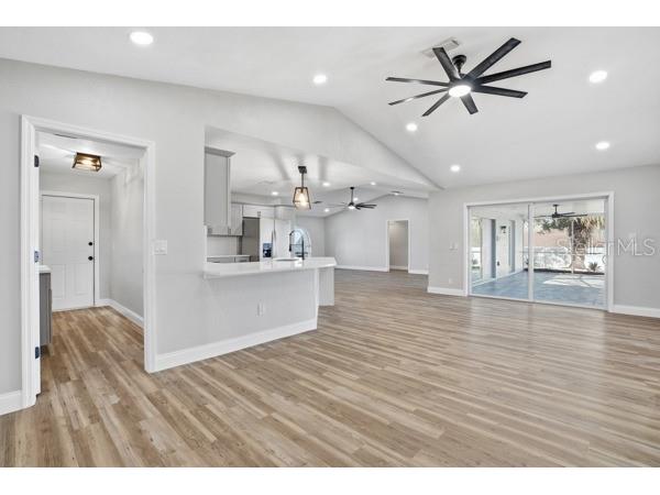 9642 Elgin Boulevard Spring Hill FL 34606 TB8480842 image8
