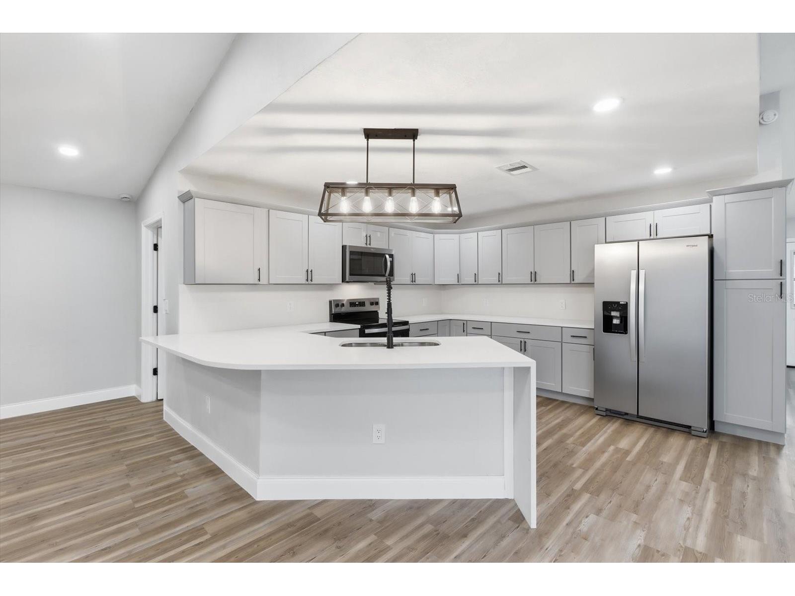 9642 Elgin Boulevard Spring Hill FL 34606 W7887390 image6