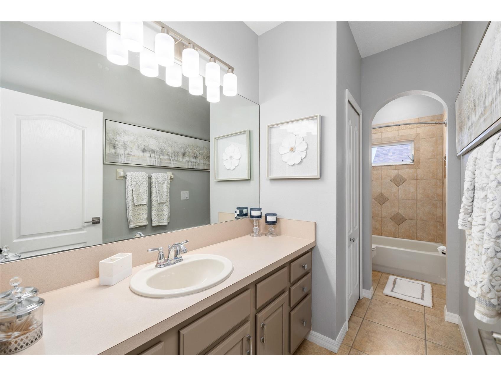 9642 Gretna Green Drive Tampa FL 33626 TB8500602 image28