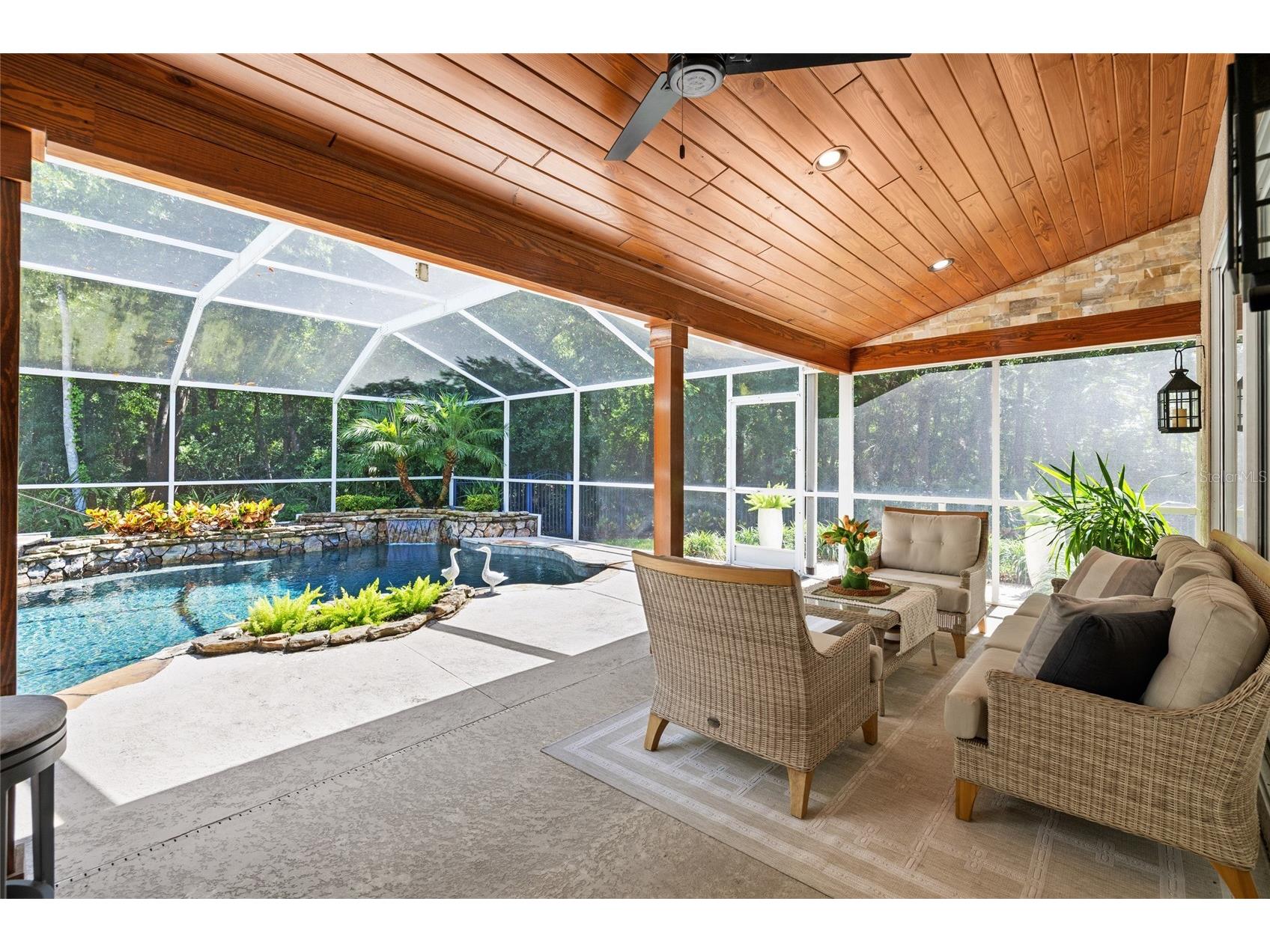 9642 Gretna Green Drive Tampa FL 33626 TB8500602 image36