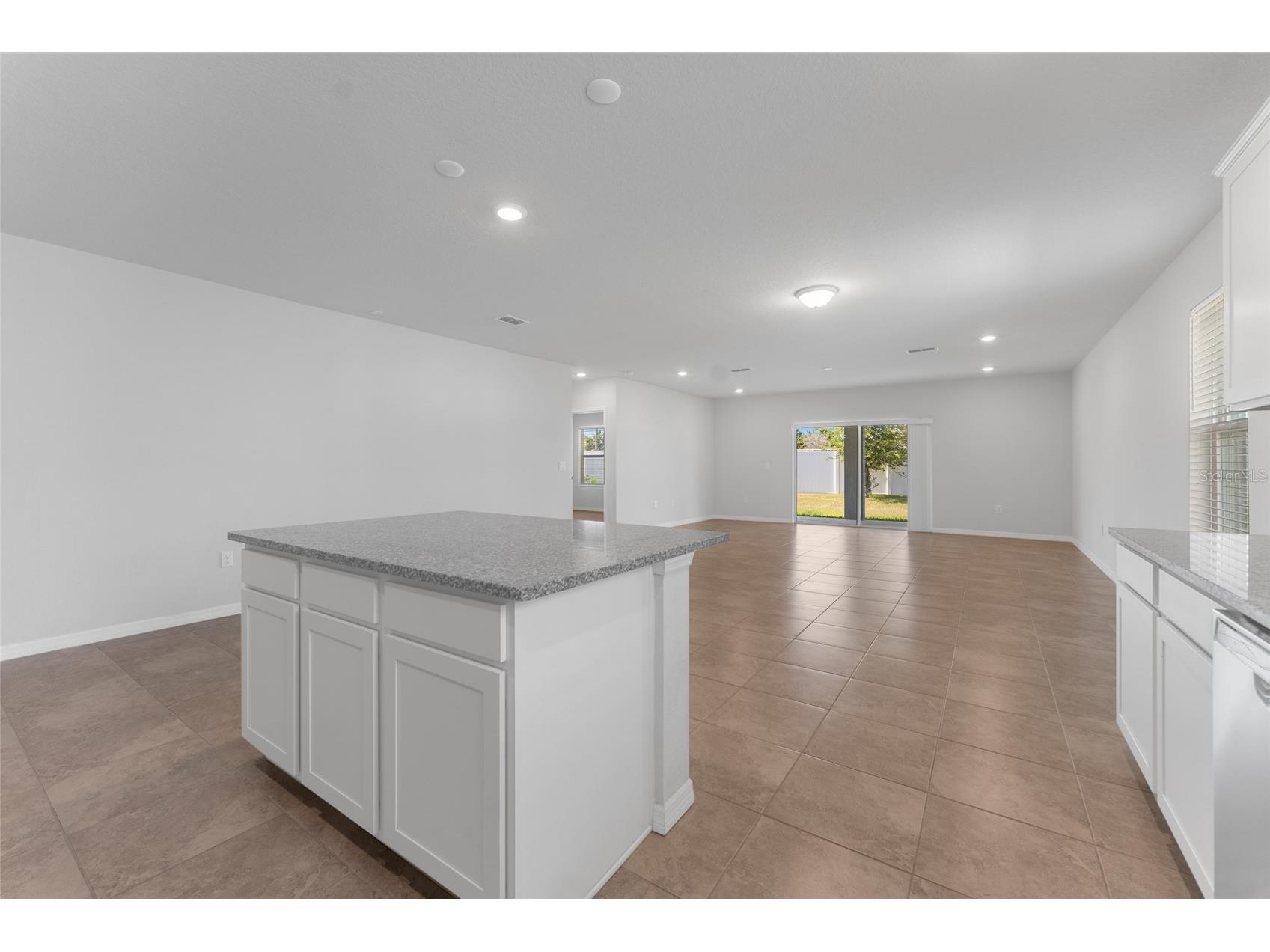 9642 Summers Cay Circle Thonotosassa FL 33592 TB8525238 image8