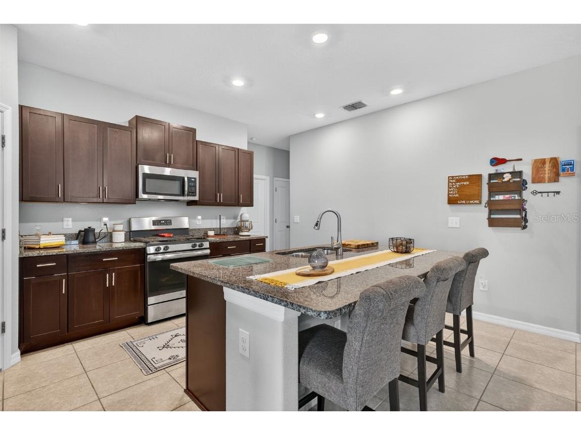 9645 Lemon Drop Loop Ruskin FL 33573 TB8455736 image10