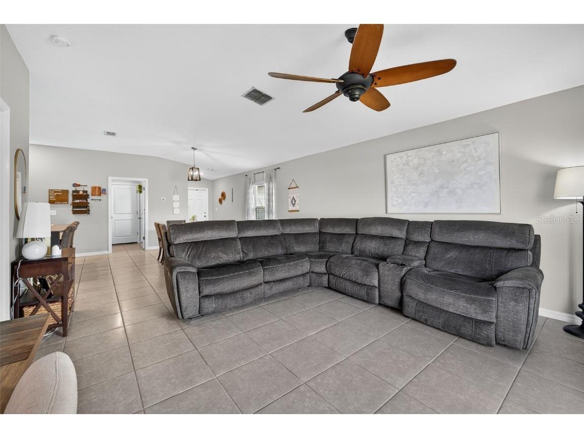 9645 Lemon Drop Loop Ruskin FL 33573 TB8455736 image19