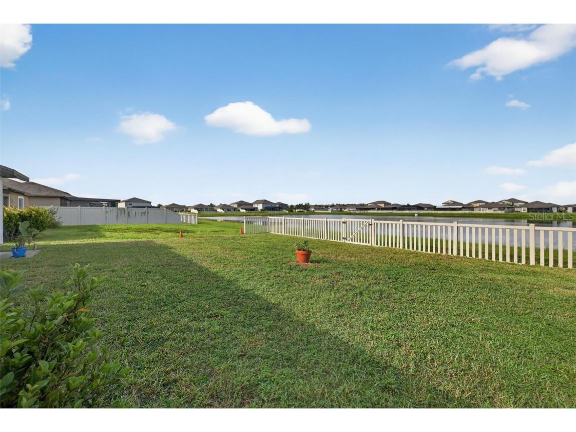 9645 Lemon Drop Loop Ruskin FL 33573 TB8455736 image38