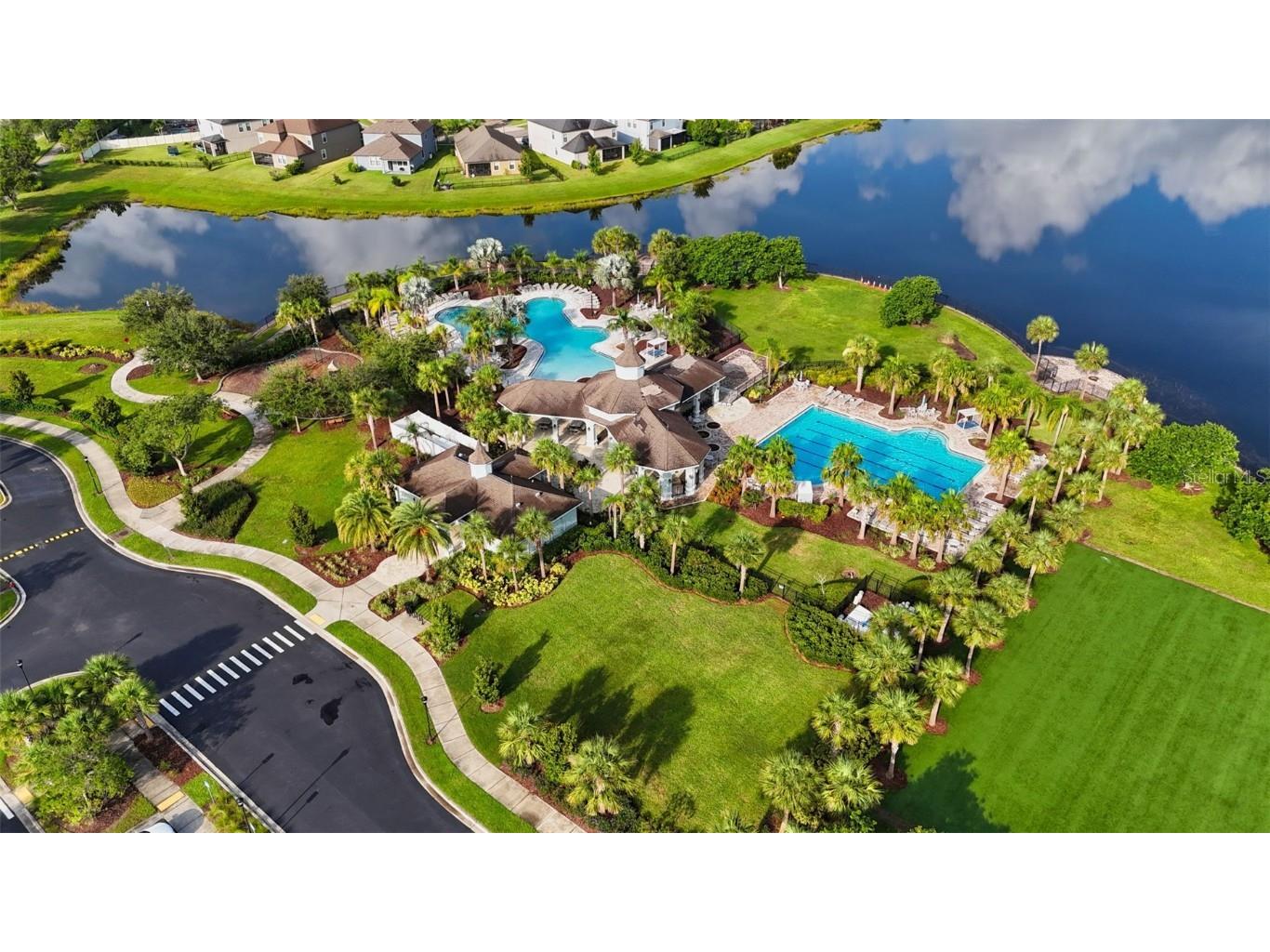 9645 Lemon Drop Loop Ruskin FL 33573 TB8455736 image48