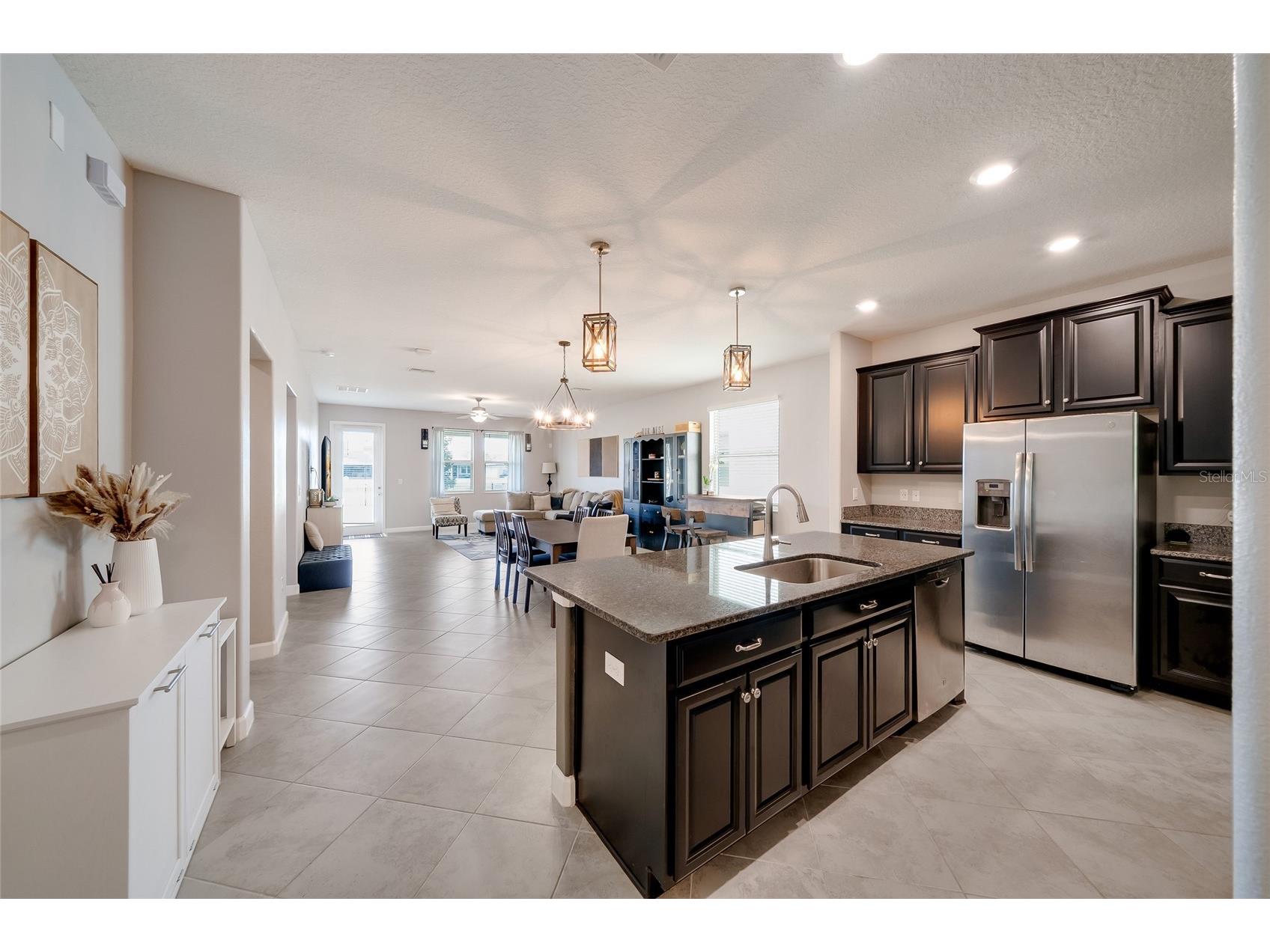 9646 Ivory Drive Ruskin FL 33573 A4696371 image8