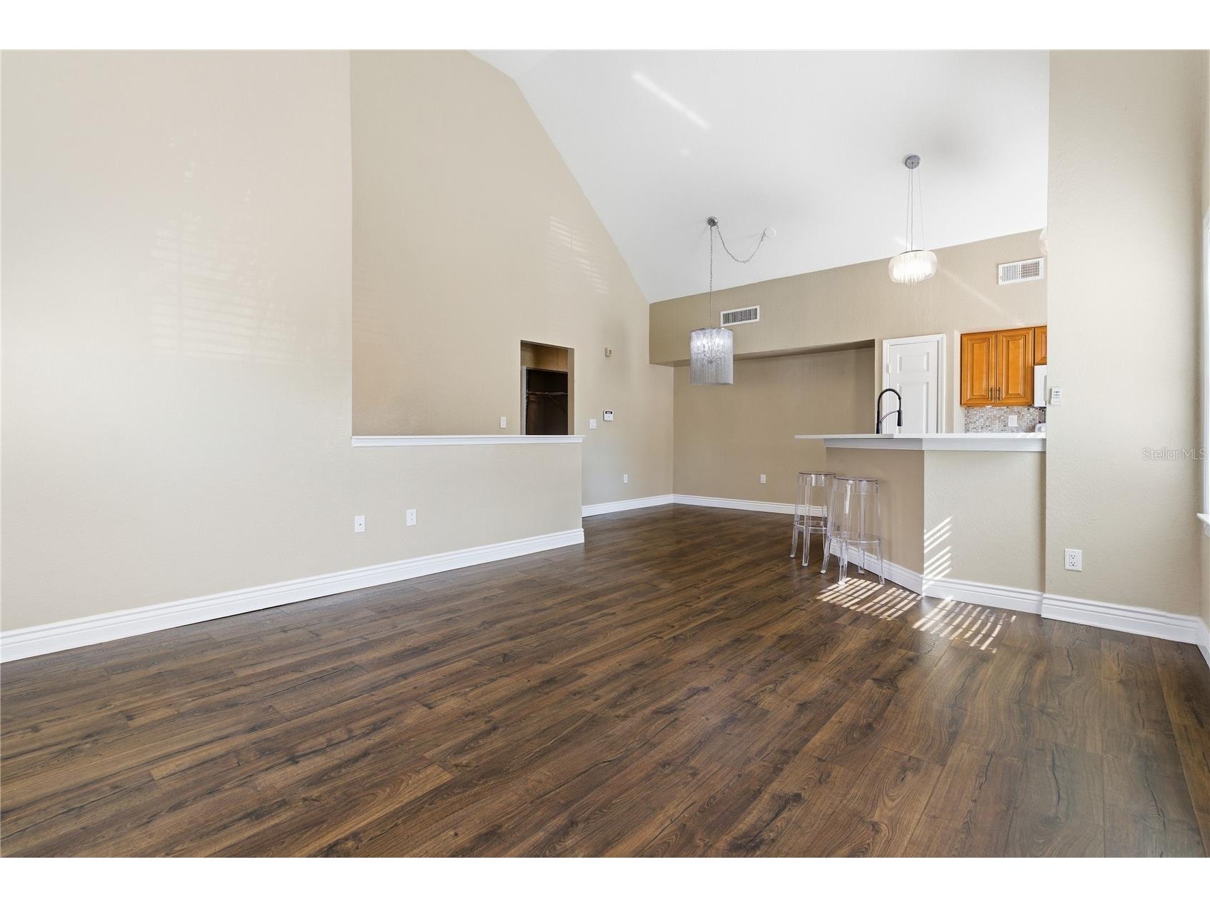 9646 Lake Chase Island Way #9646 Tampa FL 33626 - LAKE CHASE TB8445233 image6