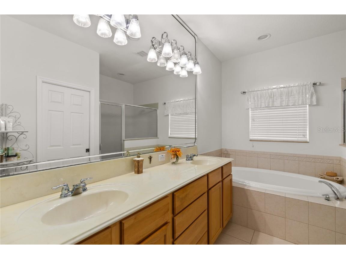 9646 Spring Lake Drive Clermont FL 34711 - LAKE MINNEOLA AND CHAIN OF LAKES G5100975 image19