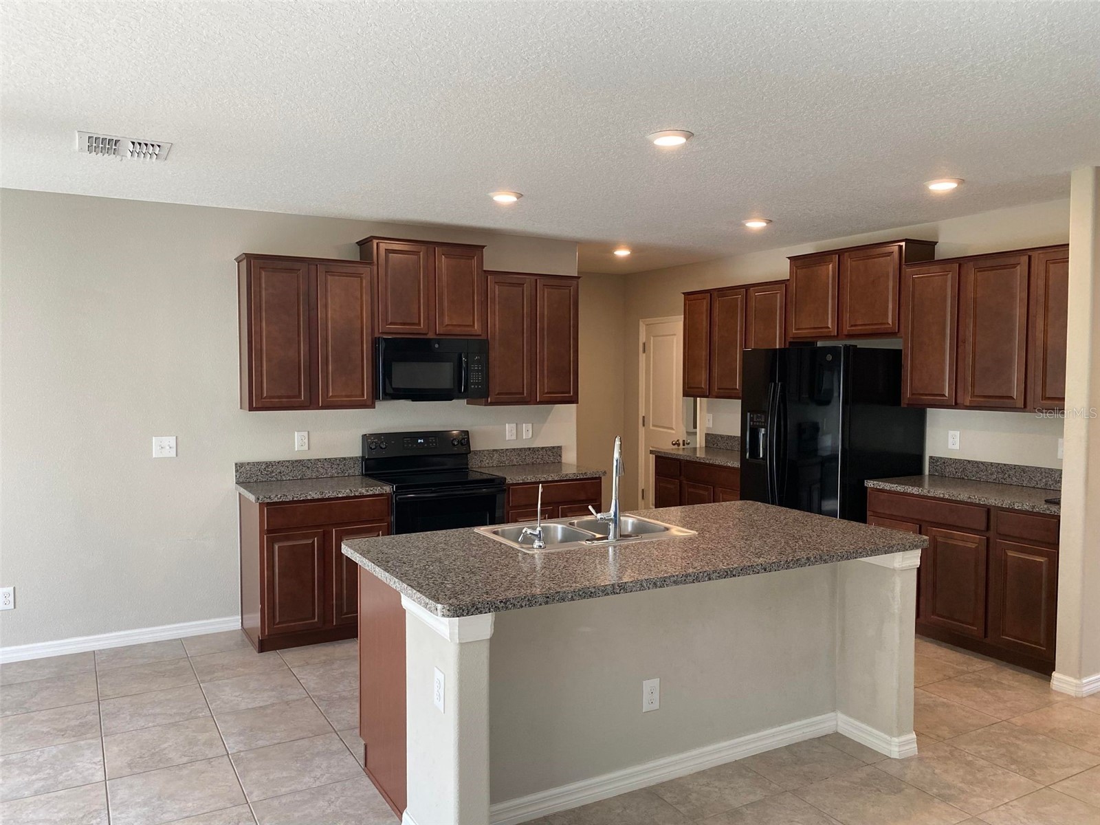 9648 Sage Creek Drive Ruskin FL 33573 TB8507663 image5
