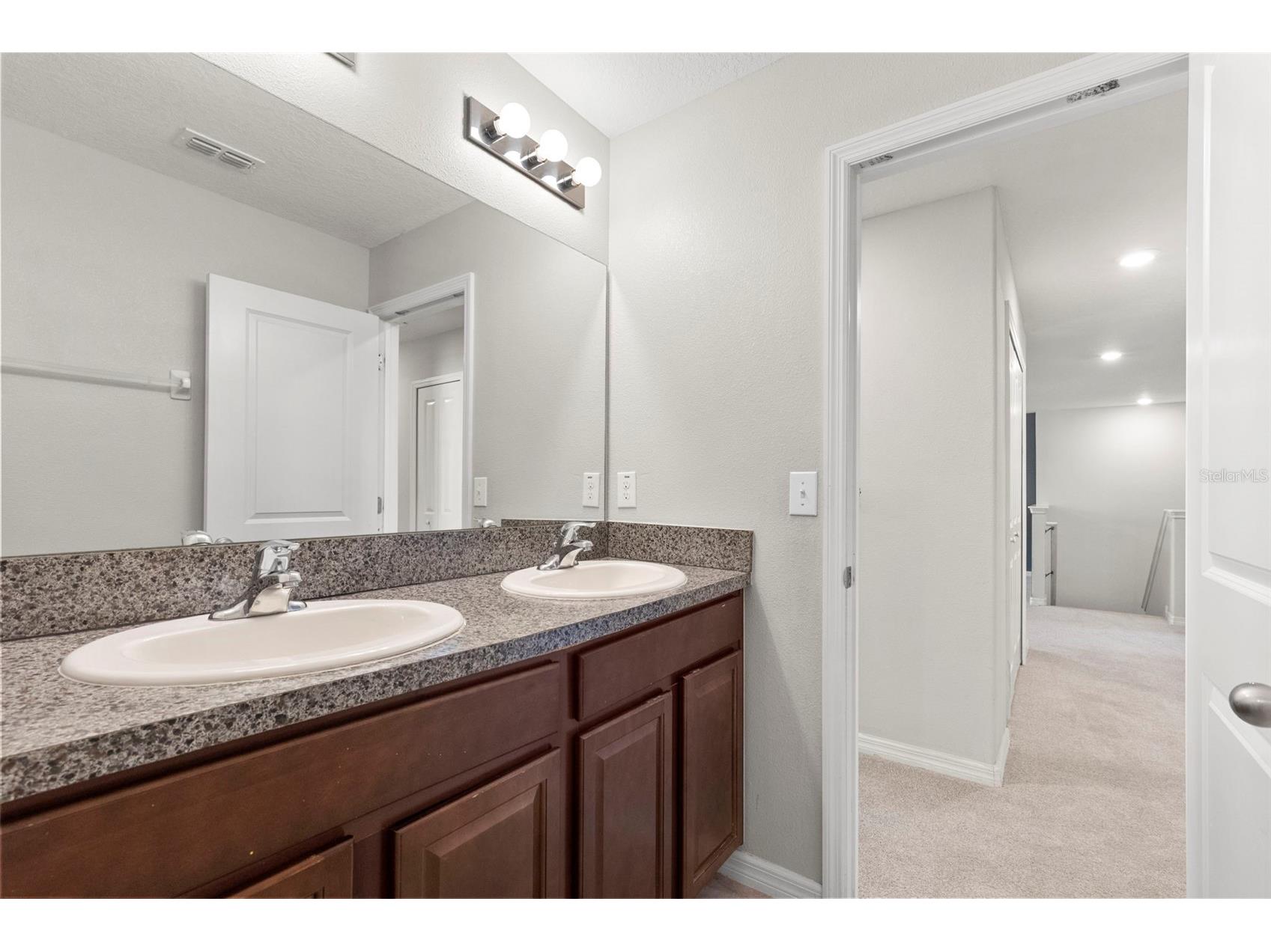 9648 Sage Creek Drive Ruskin FL 33573 TB8523194 image47