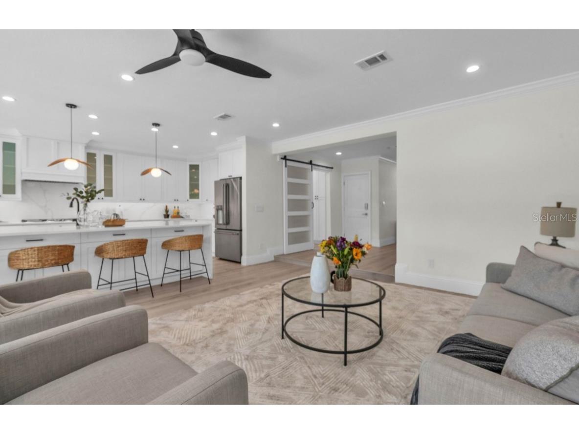 965 Bruce Avenue Clearwater Beach FL 33767 TB8408245 image4