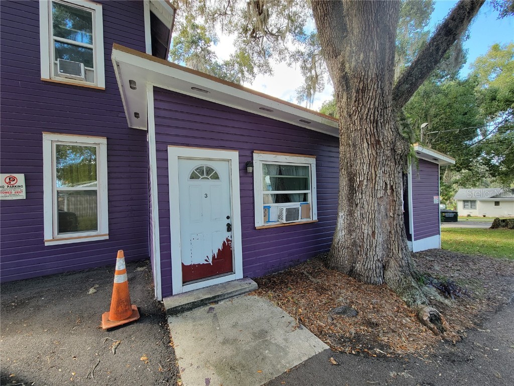 965 NE 2nd Street #3 Ocala FL 34470 OM666962 image1