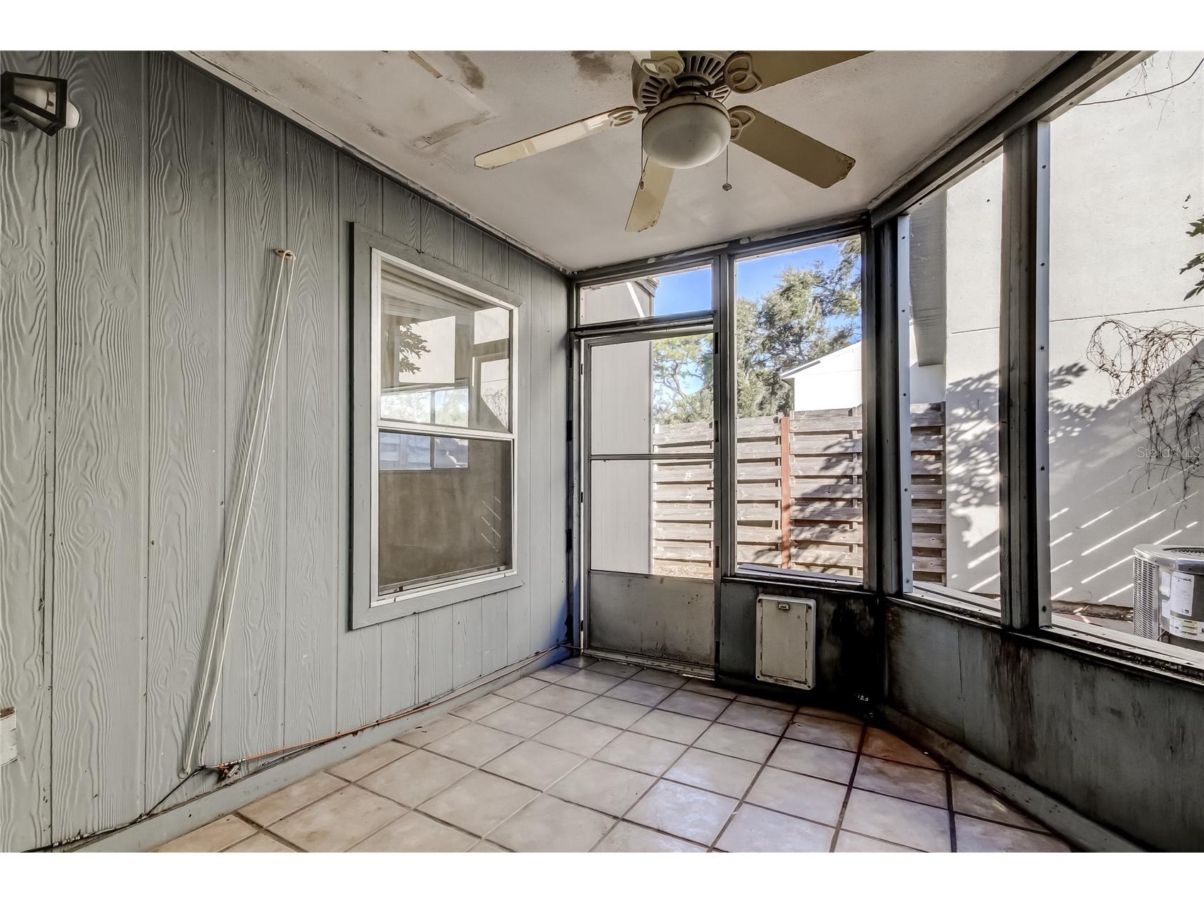 965 Whitman Drive Sarasota FL 34243 TB8467361 image24
