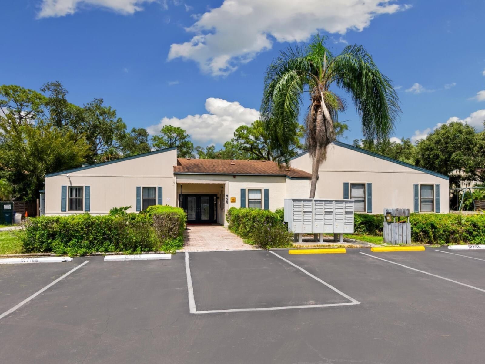 965 Whitman Drive Sarasota FL 34243 TB8467361 image31