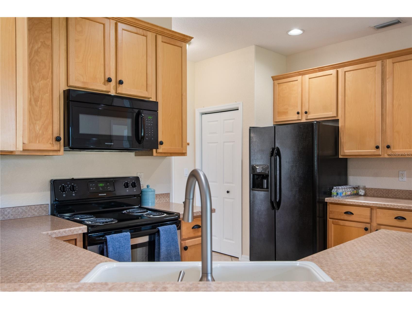9651 Spring Lake Drive Clermont FL 34711 TB8520115 image32