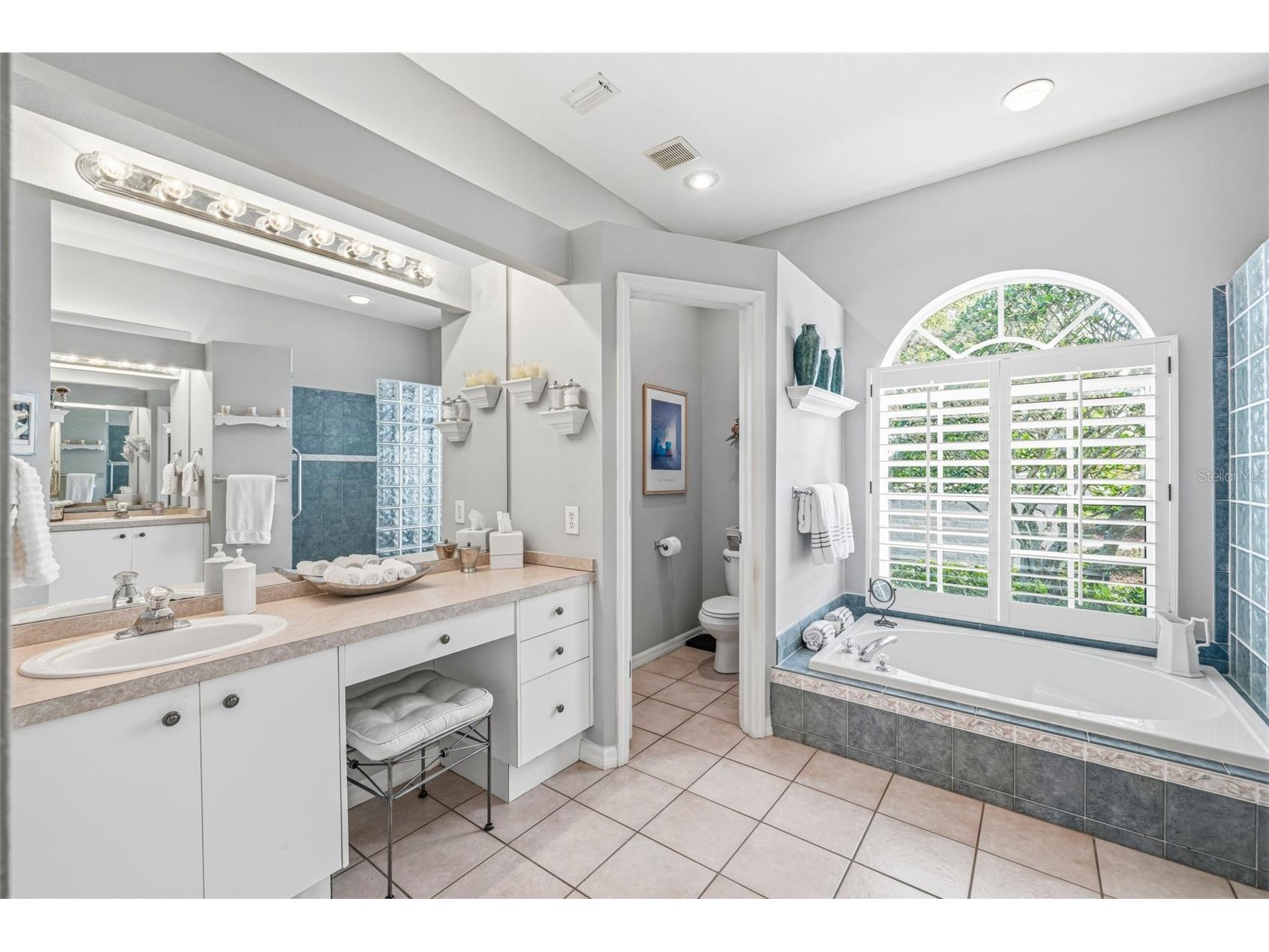 9651 Venturi Drive Trinity FL 34655 TB8487610 image28