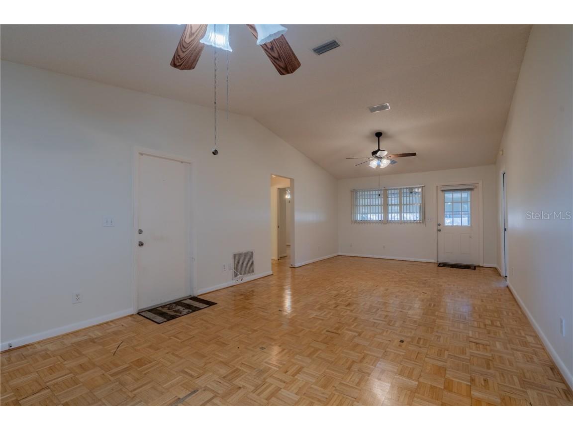 9652 SW 84th Terrace #E Ocala FL 34481 OM711318 image7