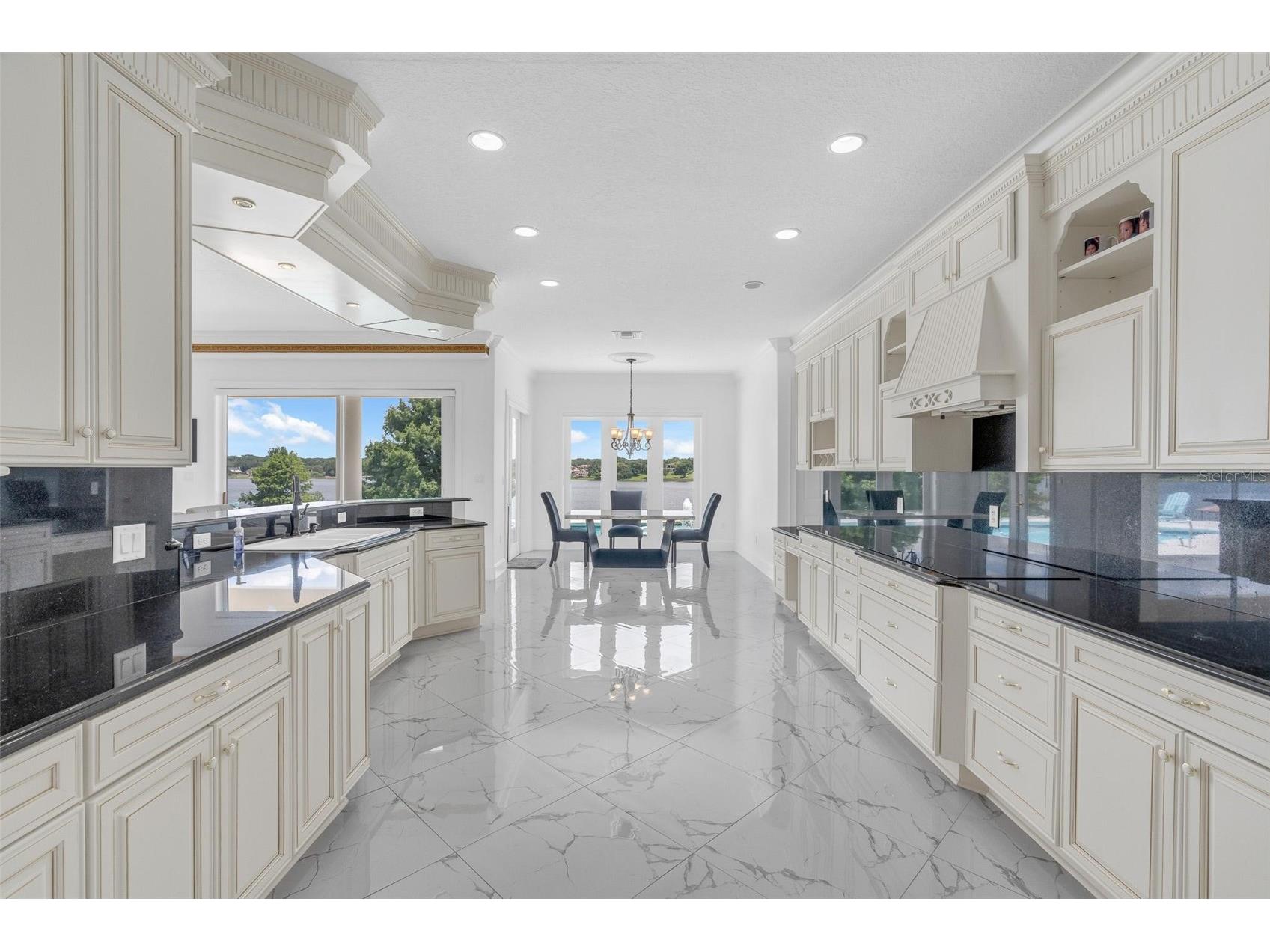 9656 Weatherstone Court Windermere FL 34786 - LAKE OLIVIA O6414766 image13