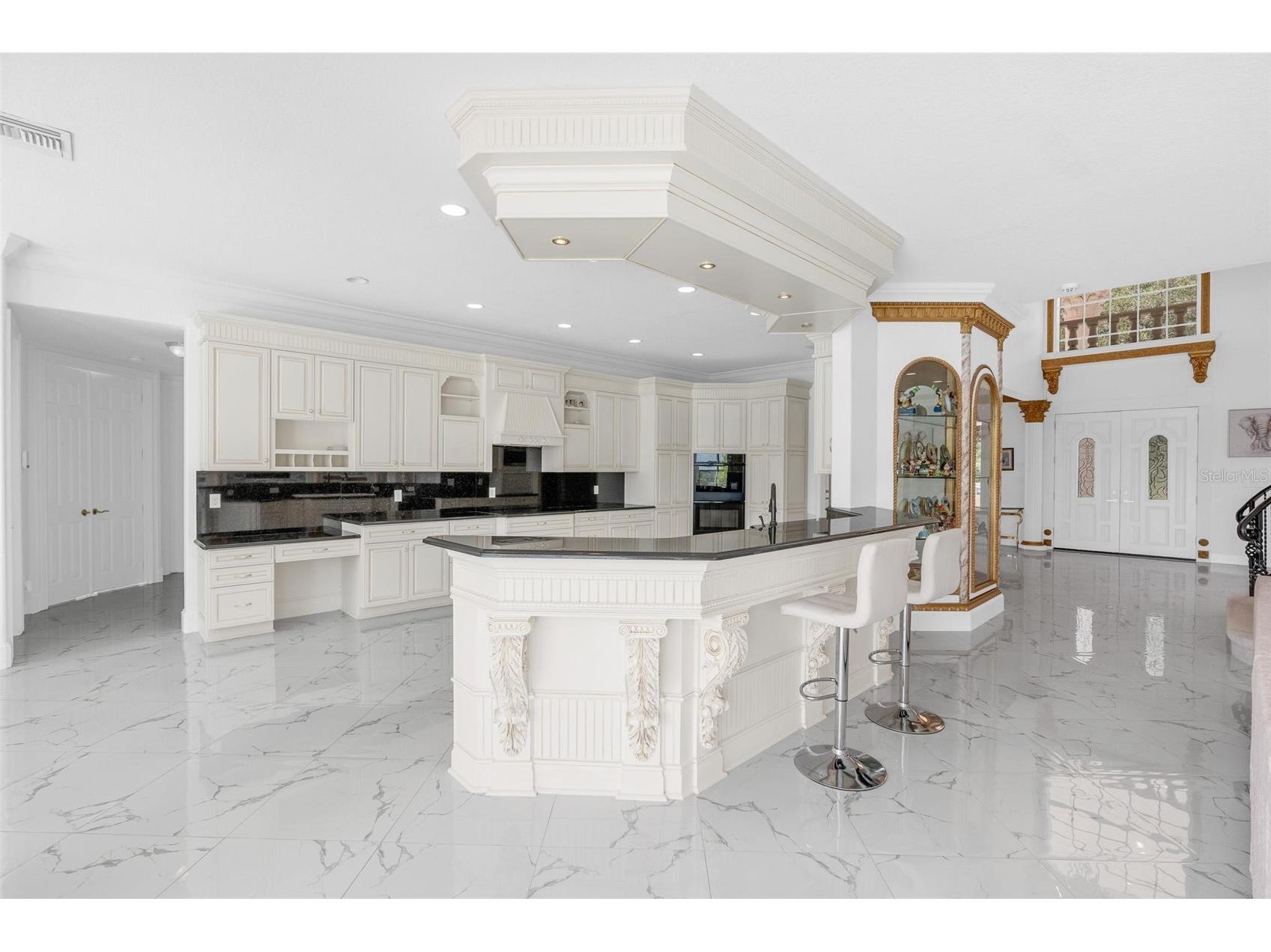 9656 Weatherstone Court Windermere FL 34786 - LAKE OLIVIA O6414766 image15