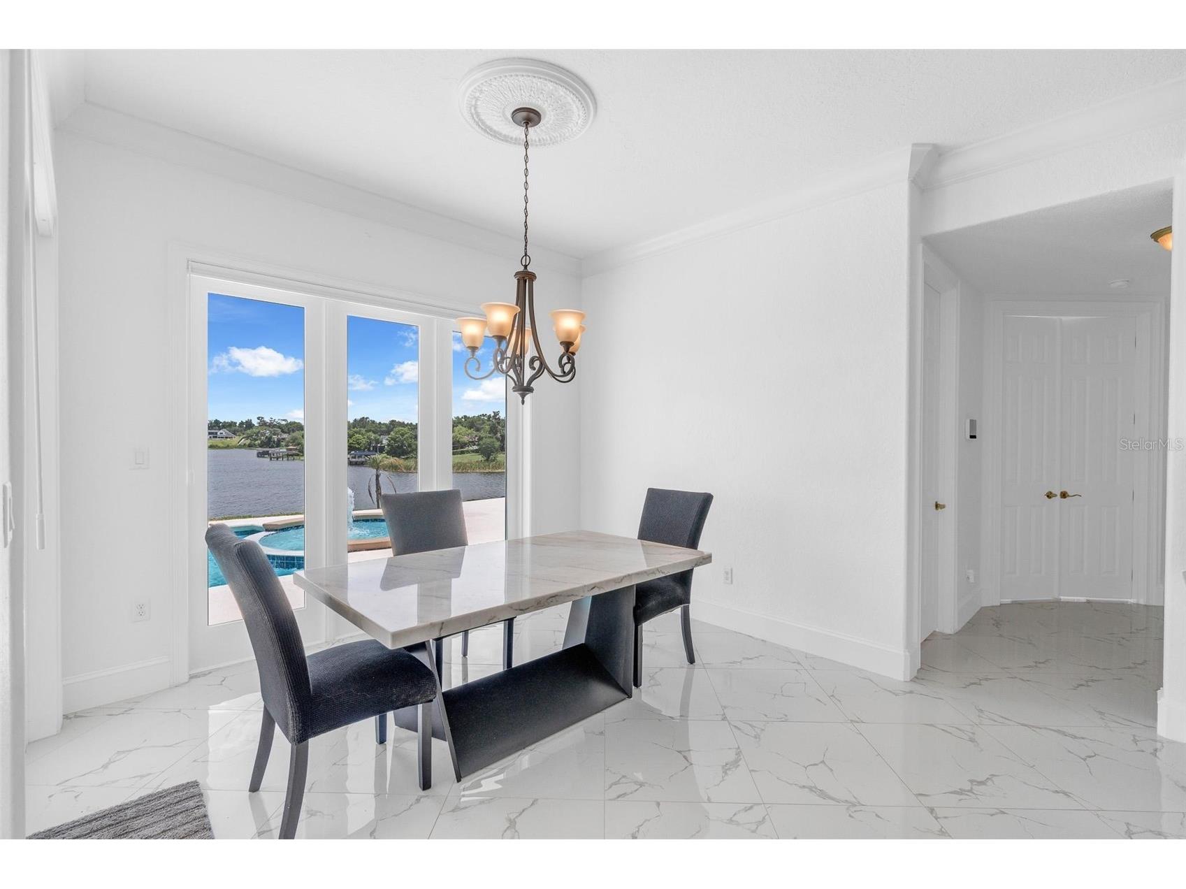 9656 Weatherstone Court Windermere FL 34786 - LAKE OLIVIA O6414766 image16