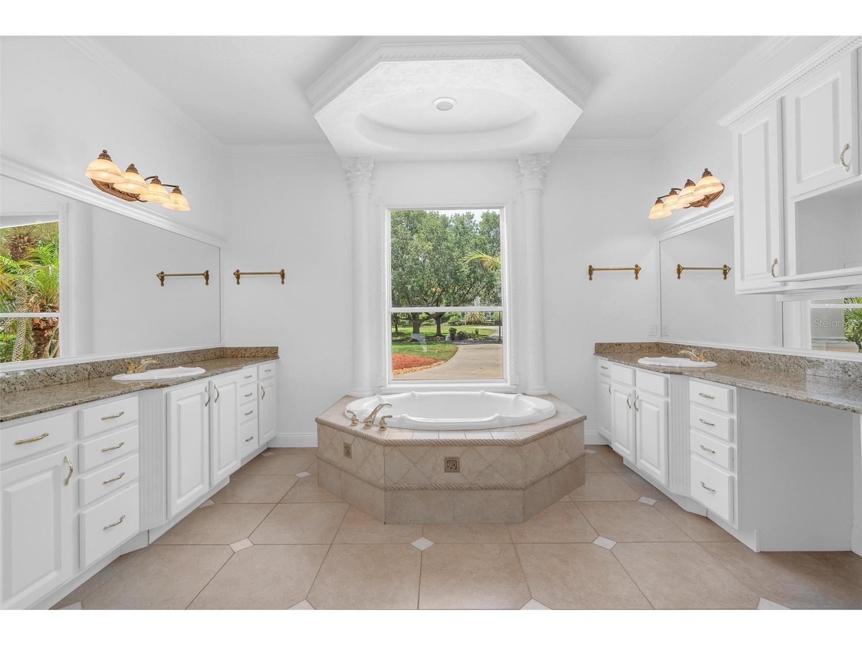 9656 Weatherstone Court Windermere FL 34786 - LAKE OLIVIA O6414766 image24