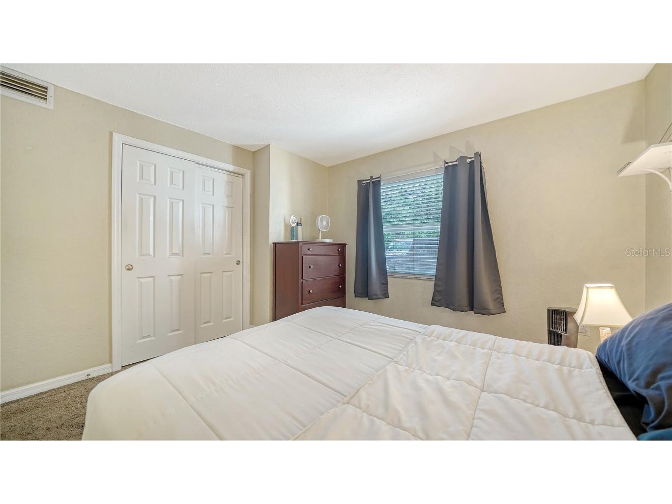 966 La Costa Circle #1 Sarasota FL 34237 A4640593 image20