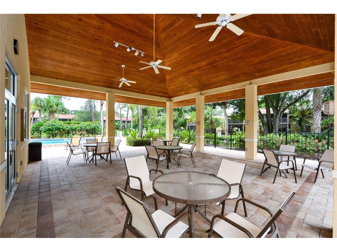 966 La Costa Circle #1 Sarasota FL 34237 A4640593 image30