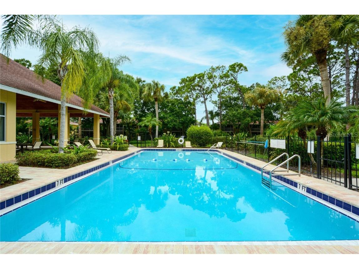 966 La Costa Circle #1 Sarasota FL 34237 A4640593 image32