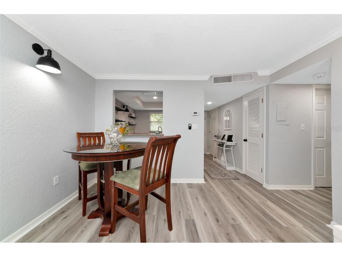 966 La Costa Circle #5 Sarasota FL 34237 A4665073 image12