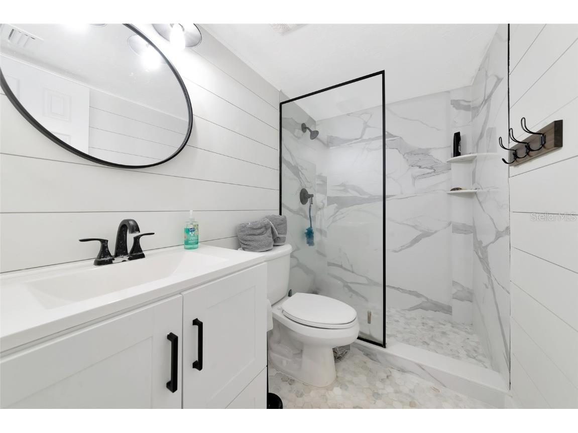 966 La Costa Circle #5 Sarasota FL 34237 A4665073 image23