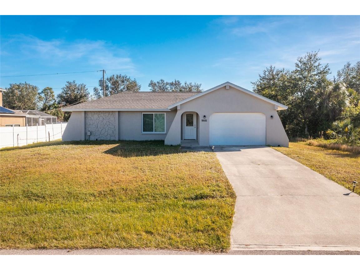 9661 Nastrand Circle Port Charlotte FL 33981 D6139478 image1