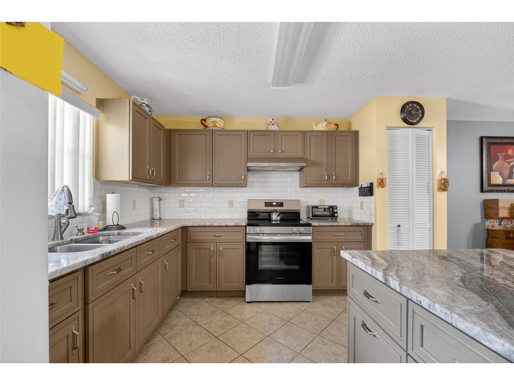9661 SW 95th Court #B Ocala FL 34481 OM724917 image6