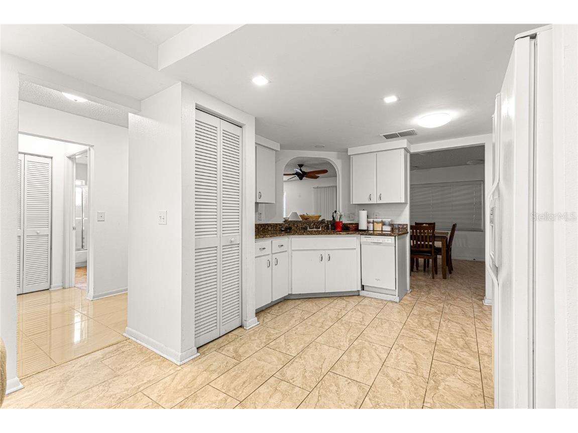 9662 SW 95th Court #A Ocala FL 34481 OM693876 image26