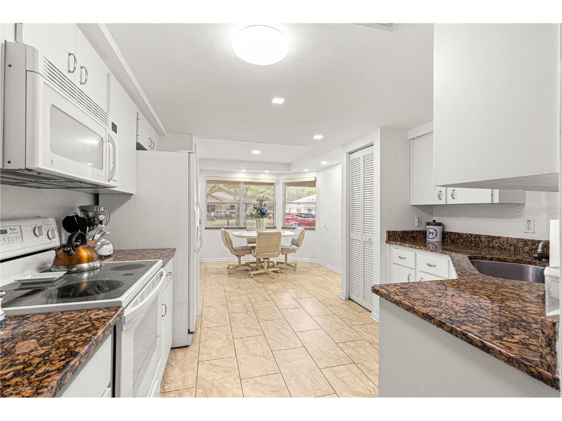 9662 SW 95th Court #A Ocala FL 34481 OM693876 image6