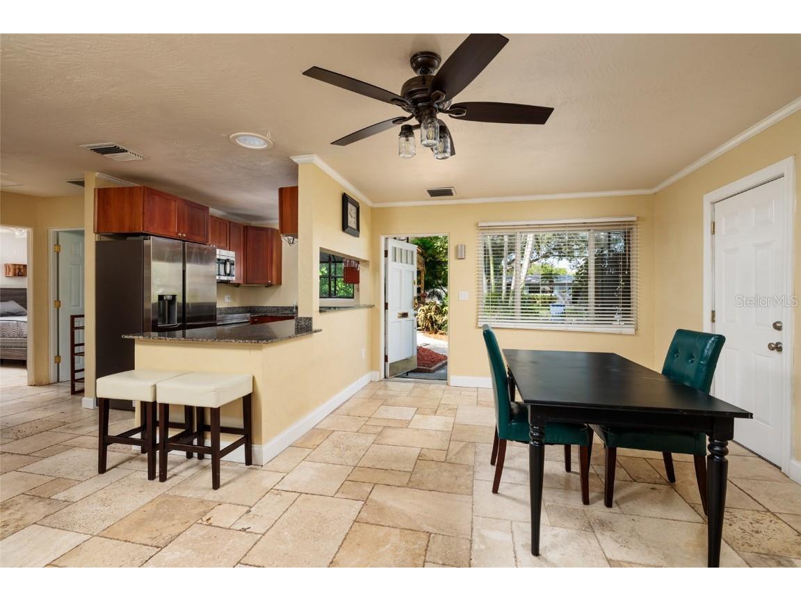 9665 2nd Street N Saint Petersburg FL 33702 TB8447123 image8