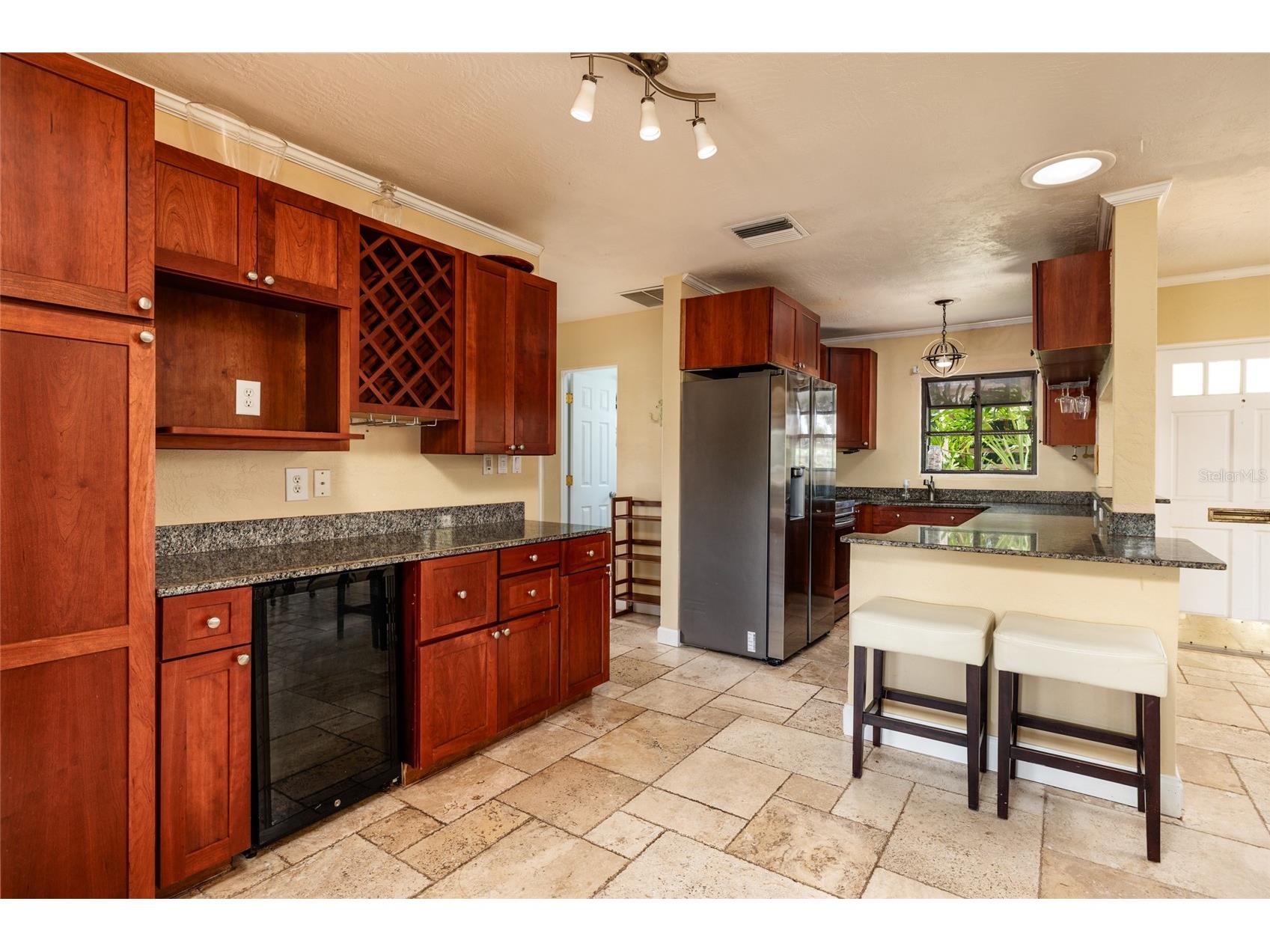 9665 2nd Street N Saint Petersburg FL 33702 TB8485017 image11