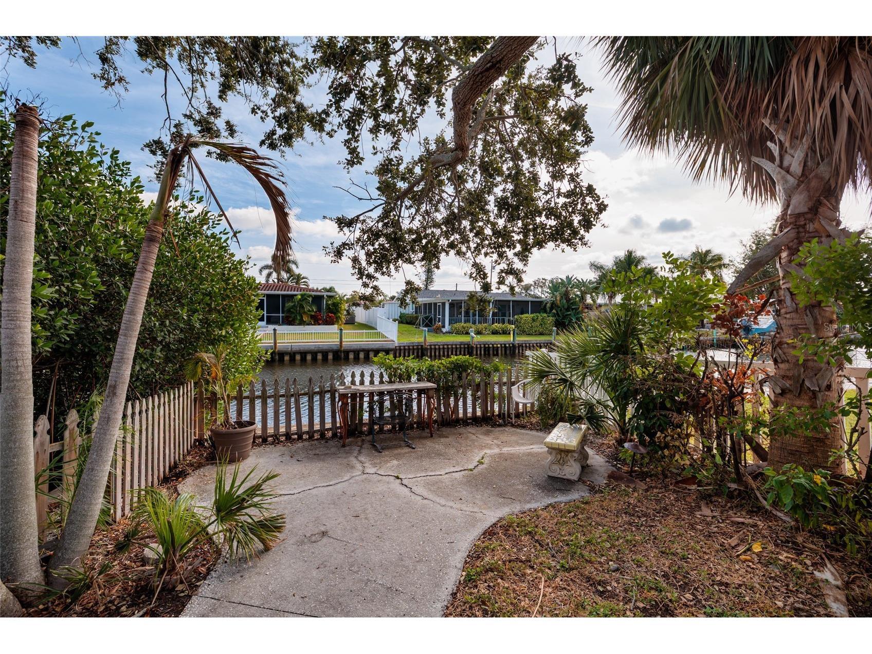 9665 2nd Street N Saint Petersburg FL 33702 TB8485017 image19