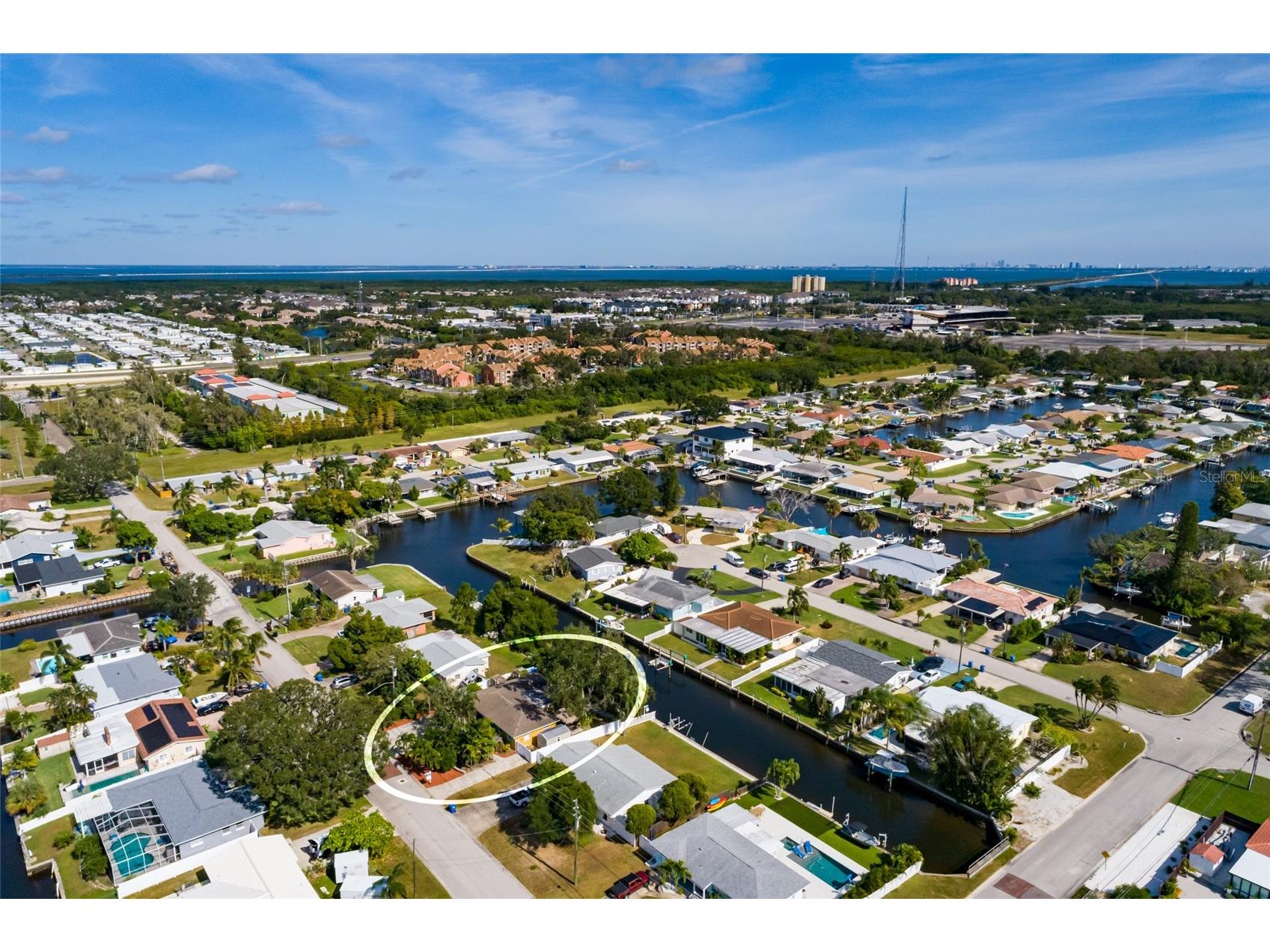 9665 2nd Street N Saint Petersburg FL 33702 TB8485017 image27