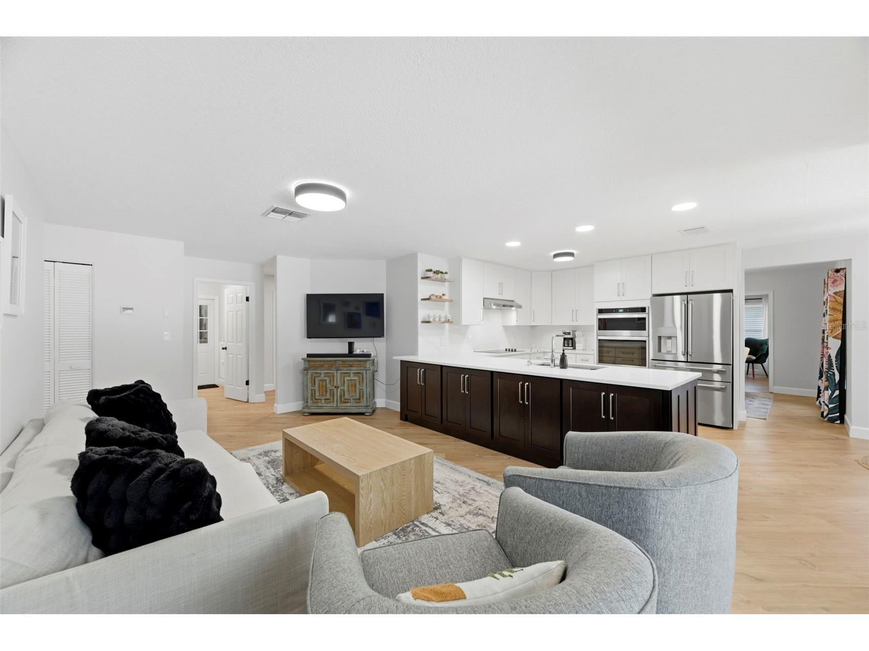 9667 123rd Way Seminole FL 33772 TB8489172 image16
