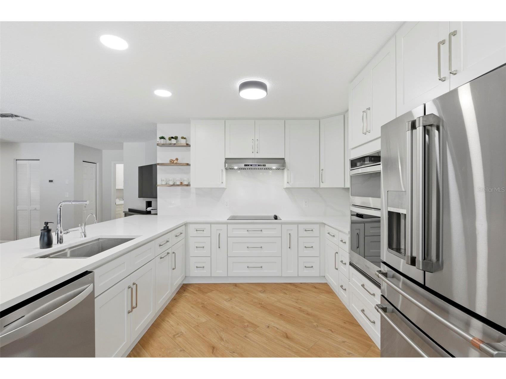9667 123rd Way Seminole FL 33772 TB8489172 image20