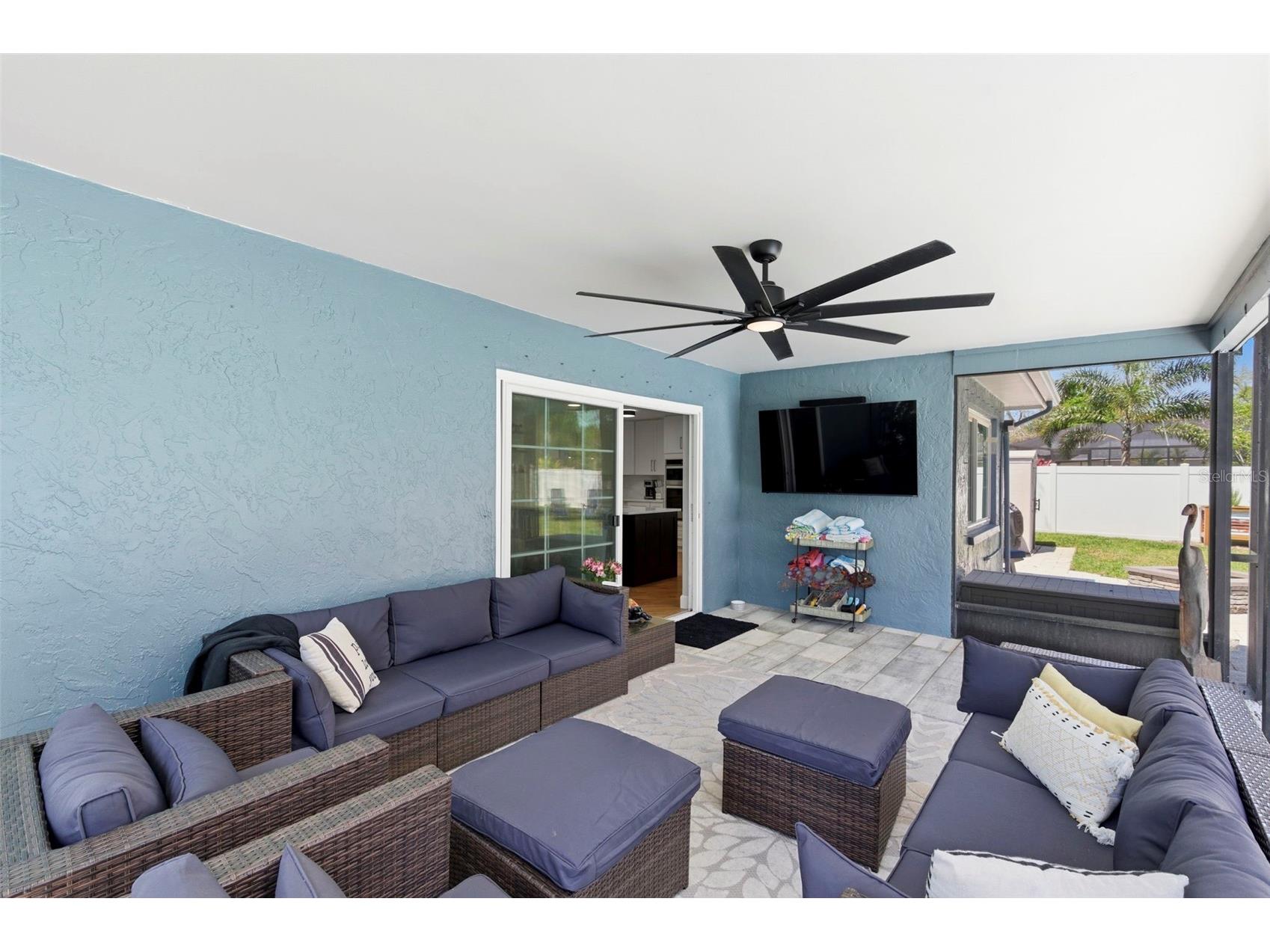 9667 123rd Way Seminole FL 33772 TB8489172 image45
